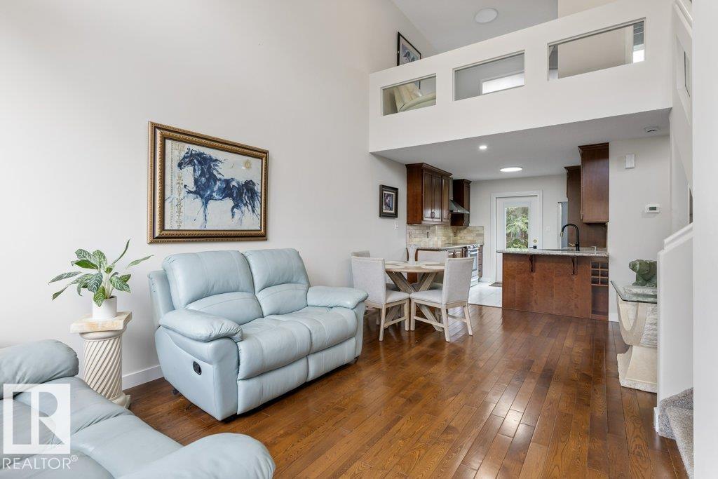#16 4 FRASER DR - Image 3