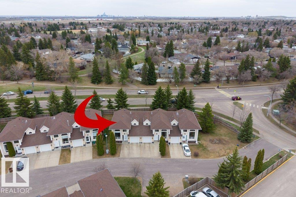 #16 4 FRASER DR - 48