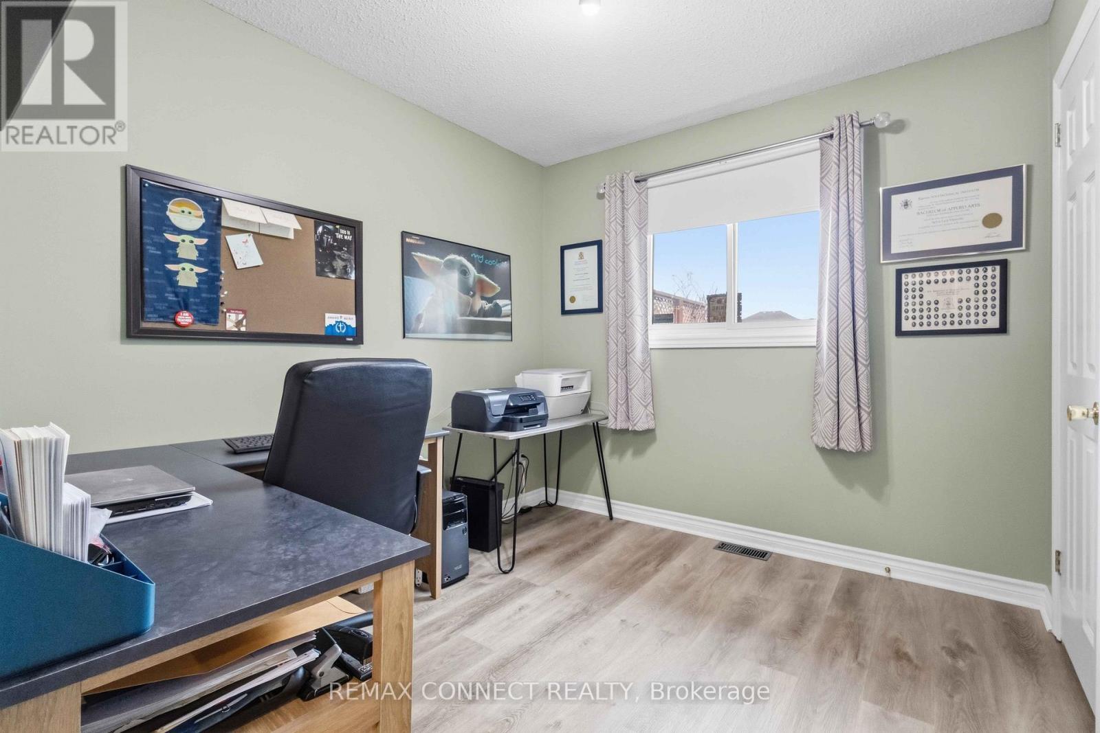 1805 WOODVIEW AVENUE - 20