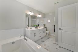 19 Cassowary Lane, Winnipeg, MB R3R3Z9 Photo 25
