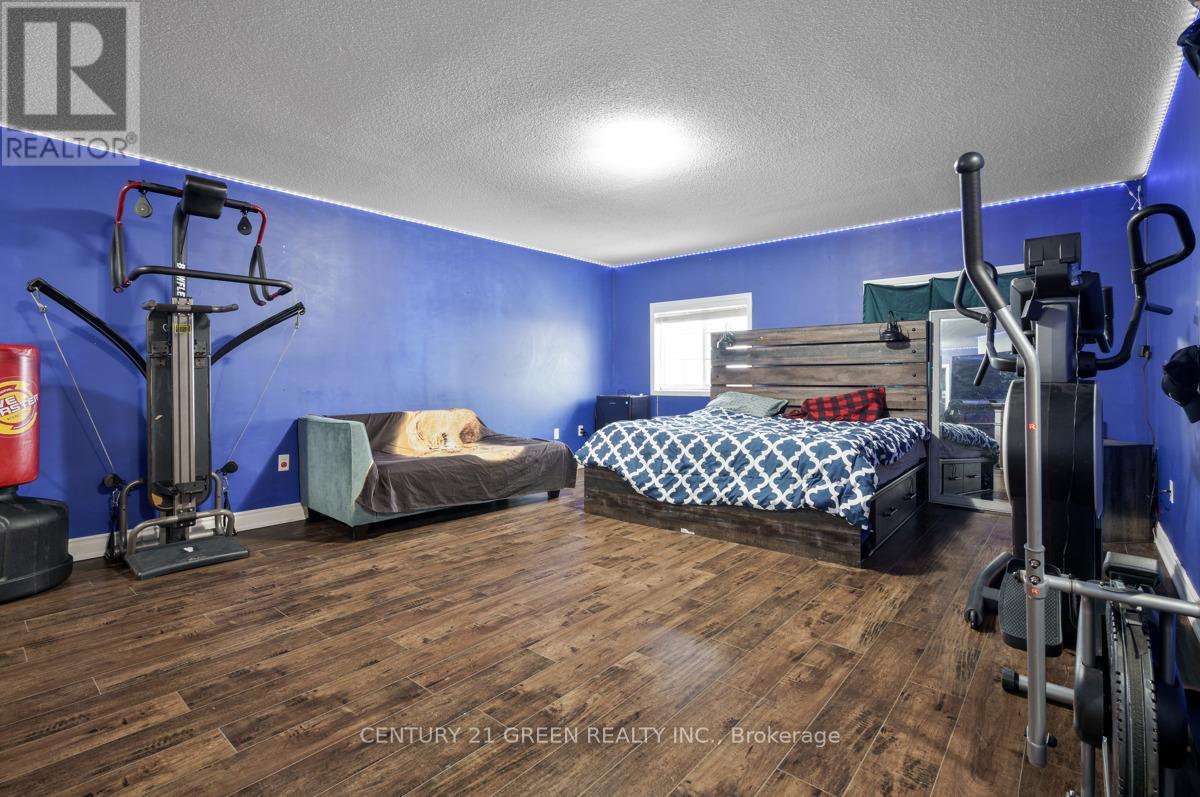1362 BUTLER STREET - 15