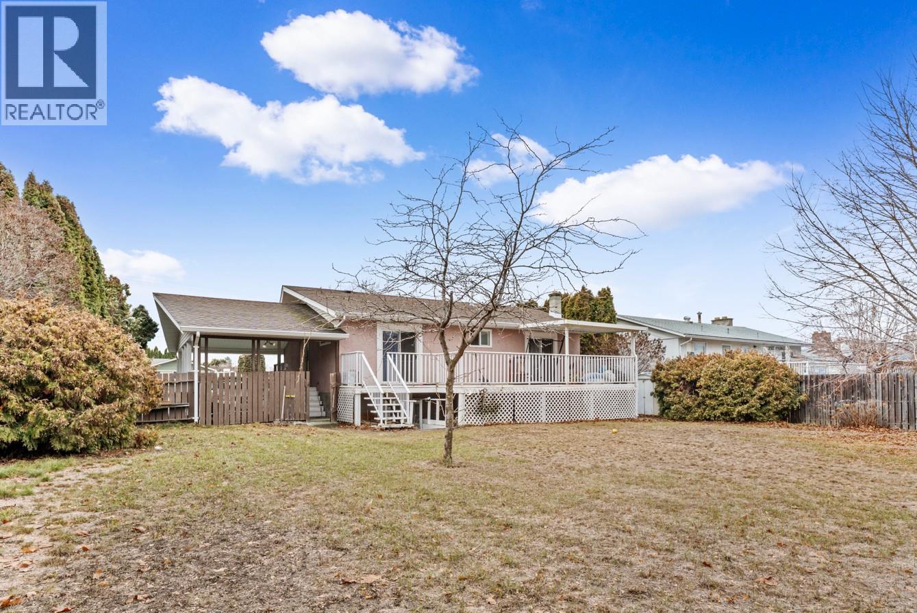 2310 Greenfield Avenue - 9