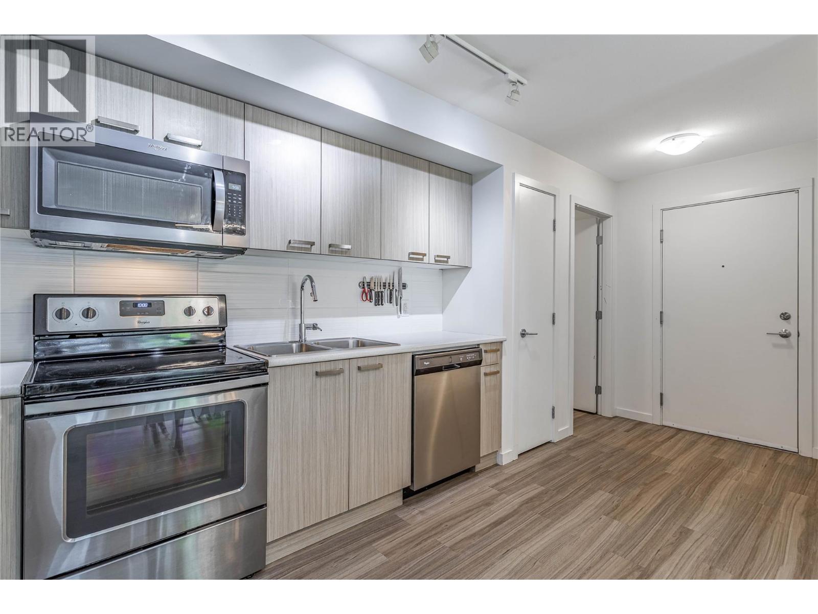 775 Academy Way Unit# 121, Kelowna