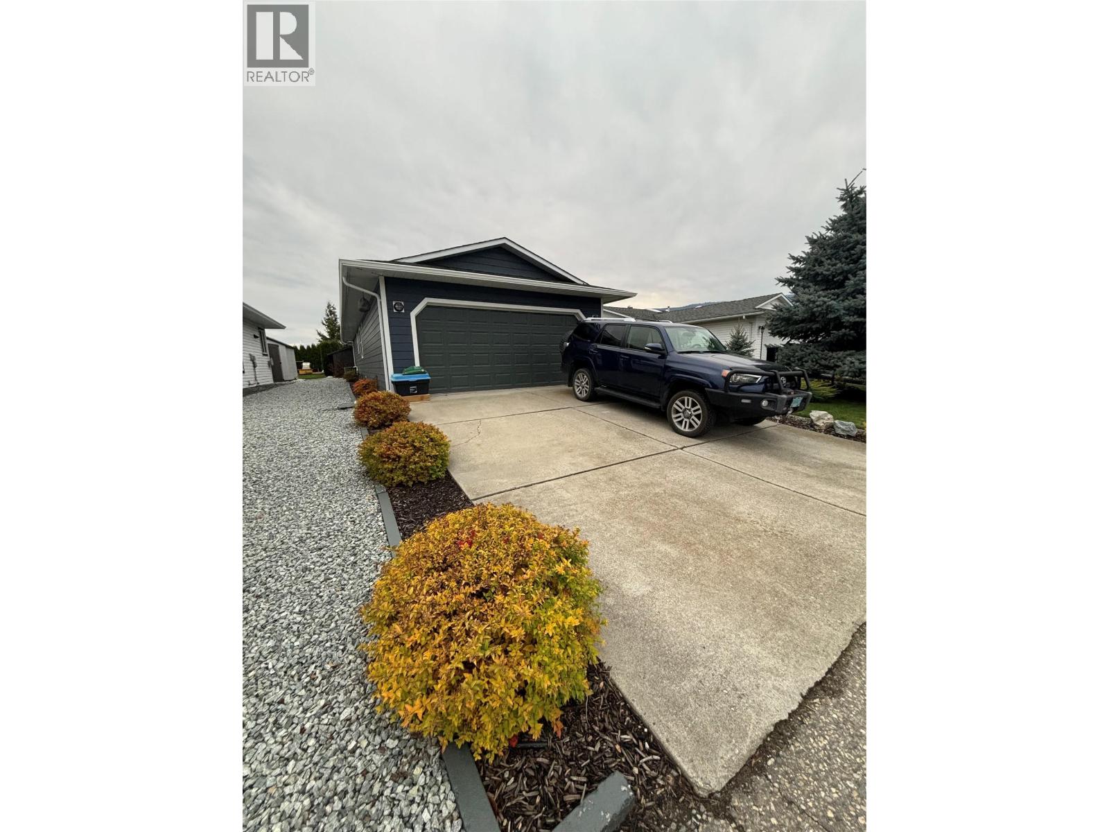 839 8th Avenue, Vernon