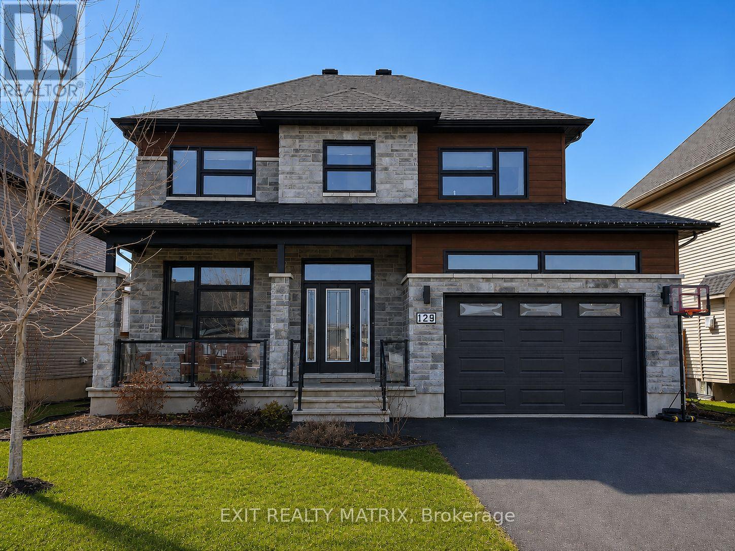 129 LYON STREET - 1