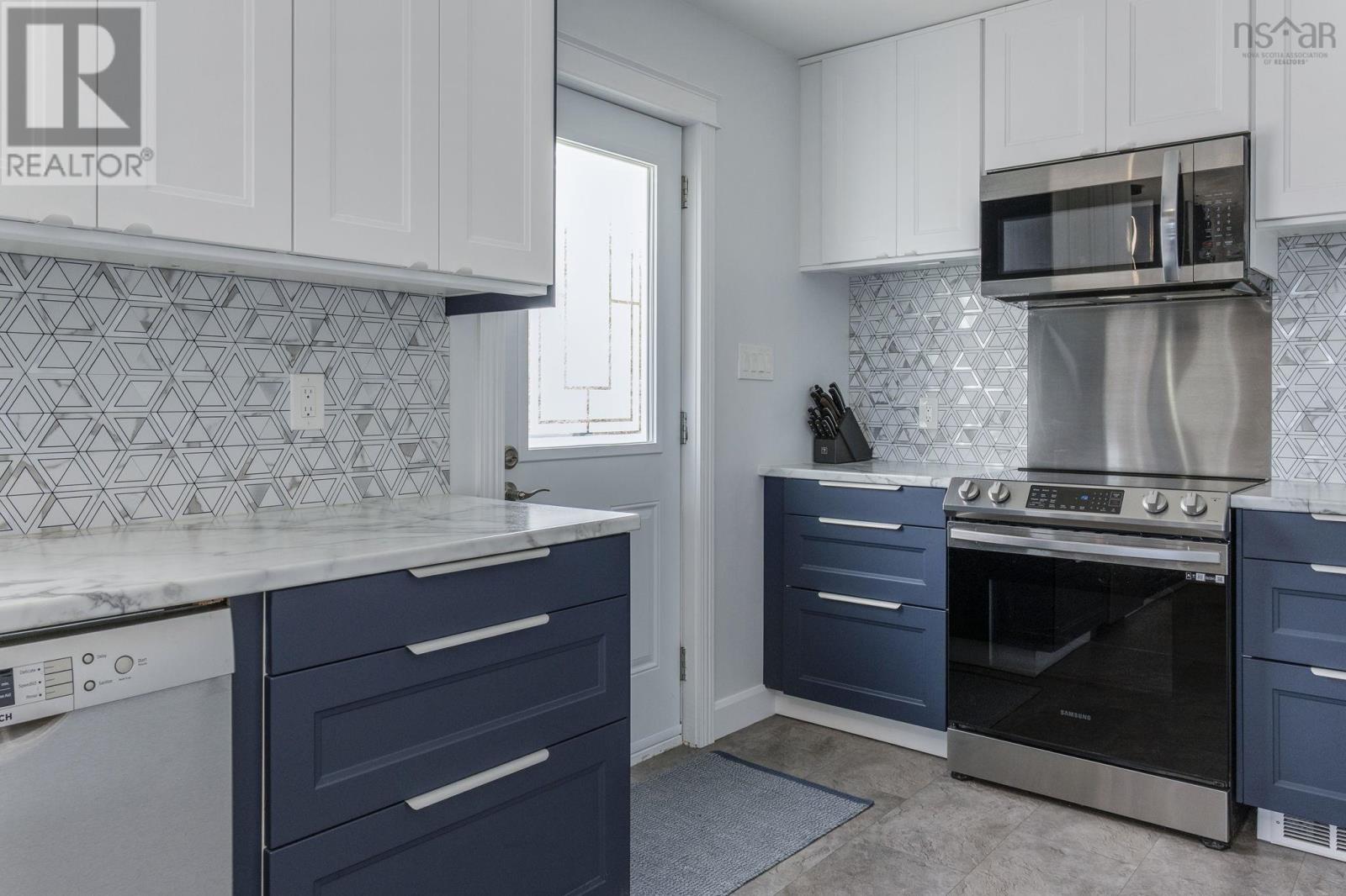 Property 29 of 45 of 821 Meadowvale Road