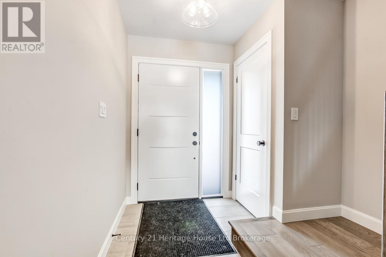 323 ANDERSON STREET - 3