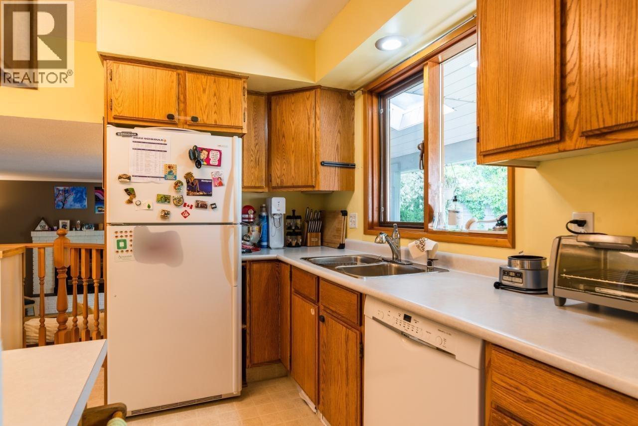 3506 SOUTHRIDGE Drive - 11