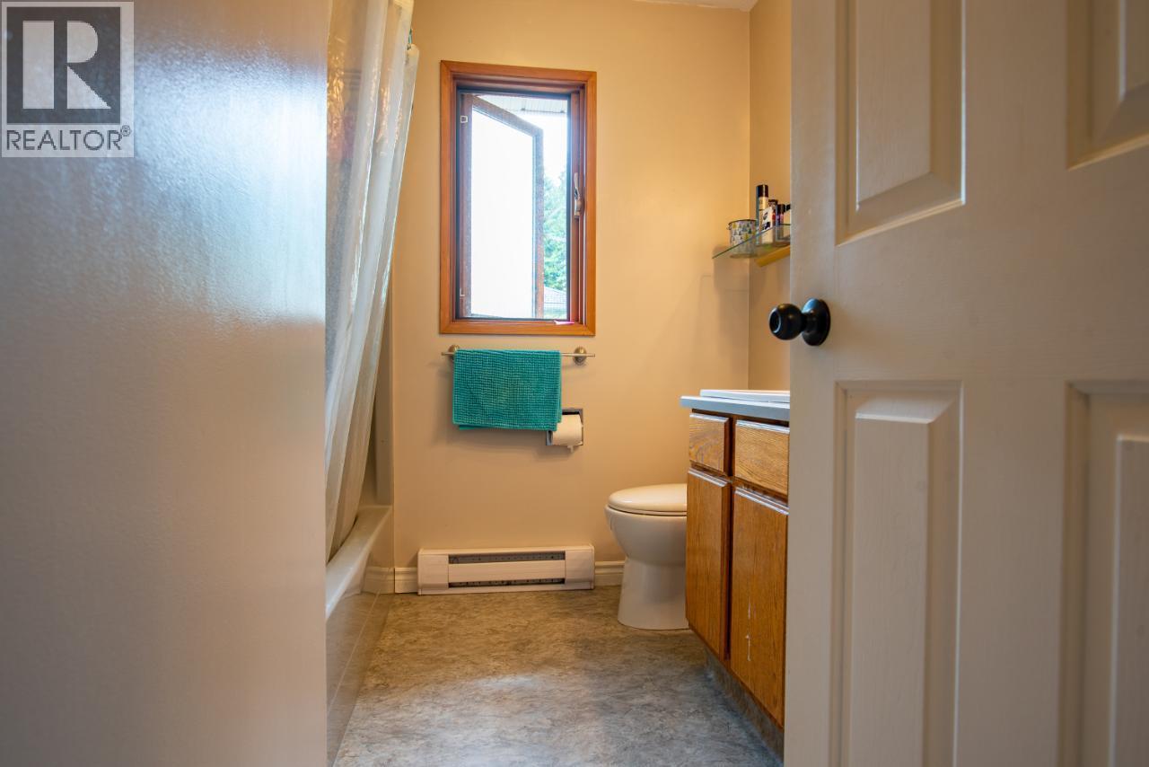 3506 SOUTHRIDGE Drive - 34