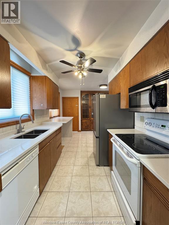1595 SUN VALLEY, Windsor, Ontario, N9C3R1 — Photo 7