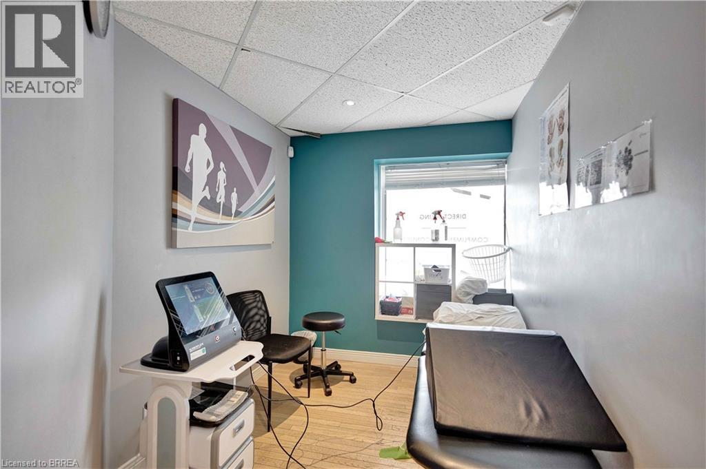 174 STANLEY Street Unit# 101 & 102, Brantford, Ontario, N3S6P8 — Photo 5