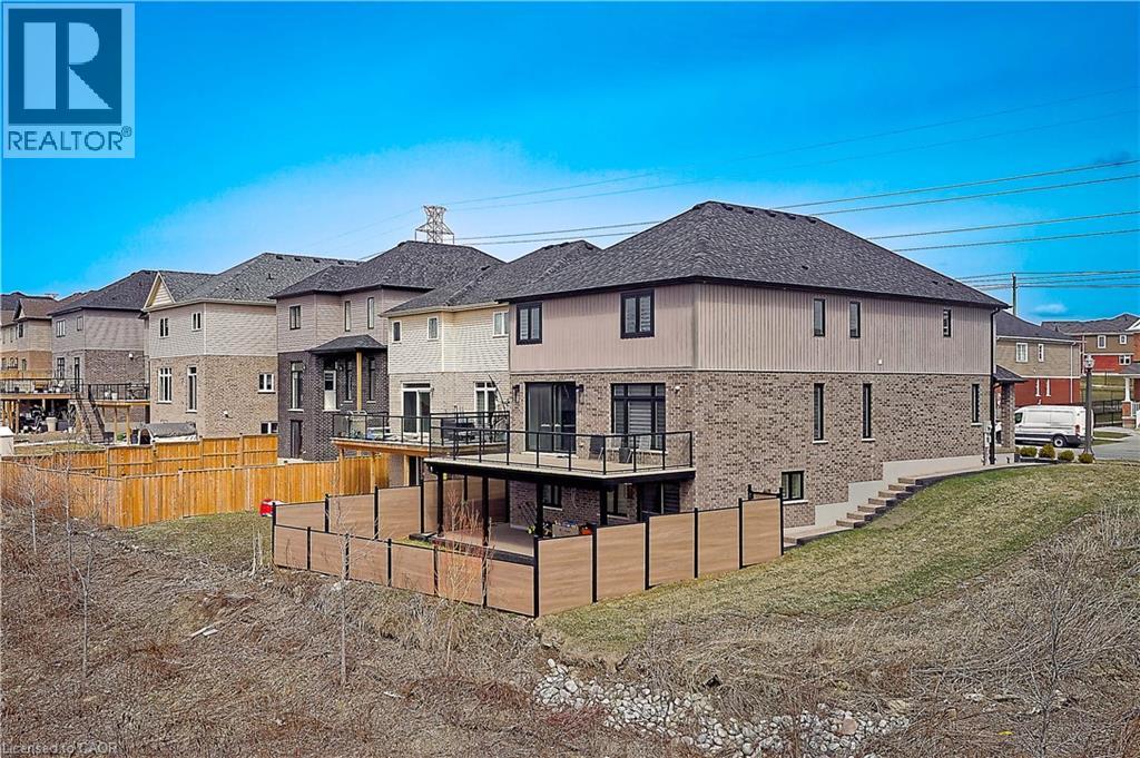 477 BLAIR CREEK Drive, Kitchener, Ontario, N2P0H6 — Photo 10
