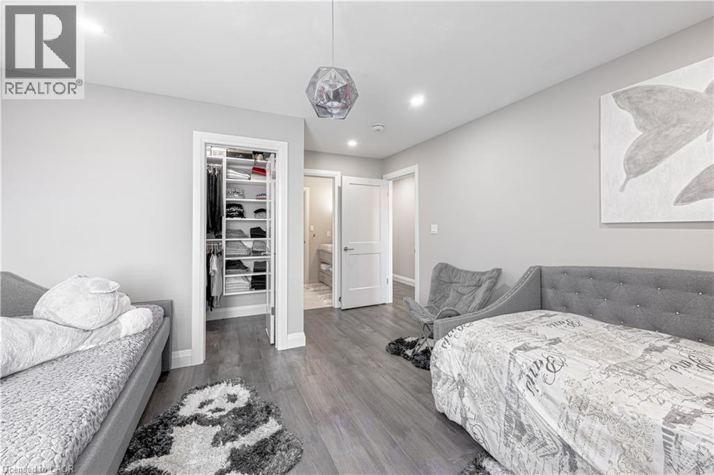 477 BLAIR CREEK Drive, Kitchener, Ontario, N2P0H6 — Photo 14