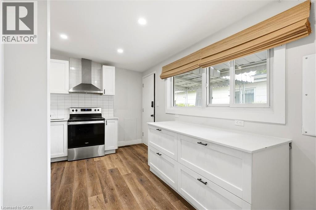 16 RONALDSHAY Avenue, Hamilton, Ontario, L9A3B1 — Photo 13