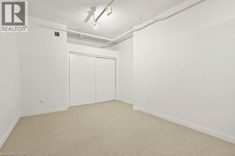 120 JACKSON Street W, Hamilton, Ontario, L8P0A4 — Photo 5