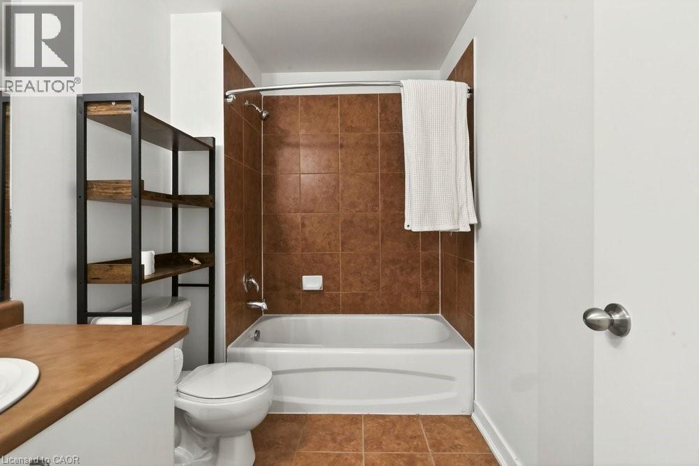 120 JACKSON Street W, Hamilton, Ontario, L8P0A4 — Photo 34