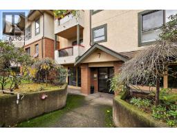 202 7 Gorge Rd W, Saanich, BC V9A1L9 Photo 15