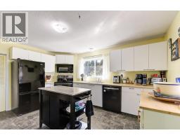 Dining room - 725 Fraser Road, Kelowna, BC V1X3M2 Photo 8