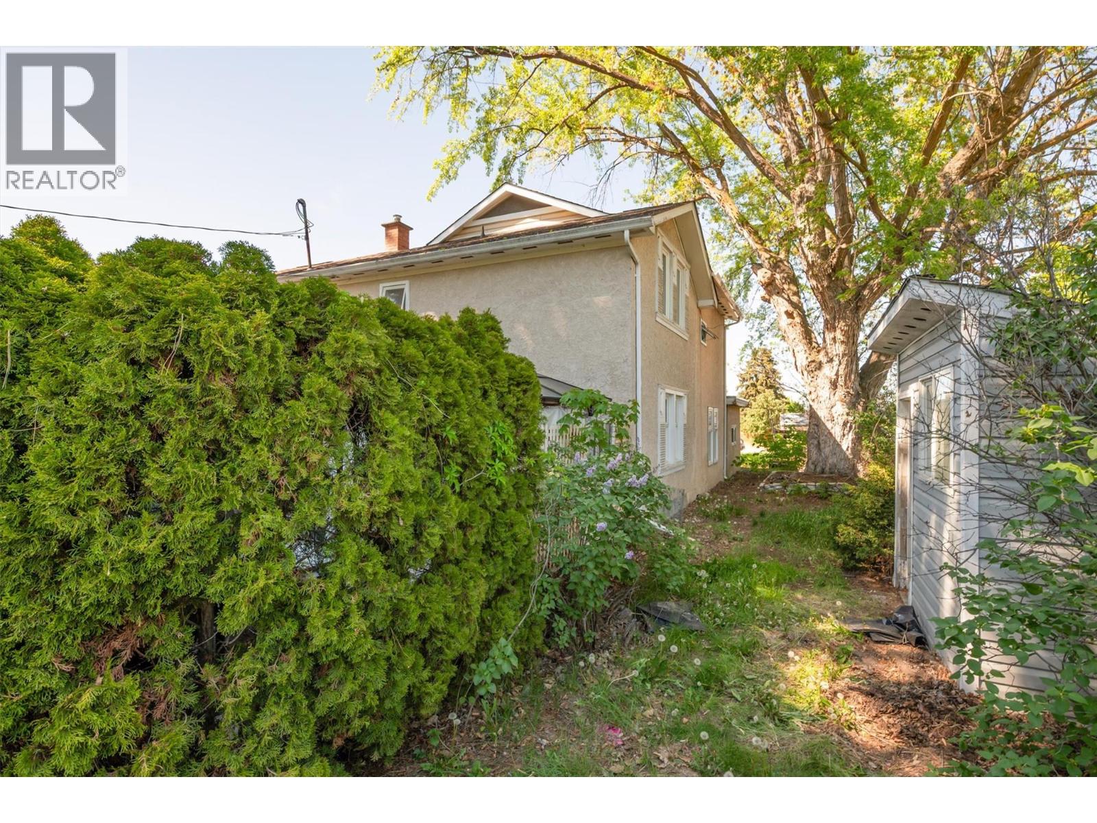725 Fraser Road - 17