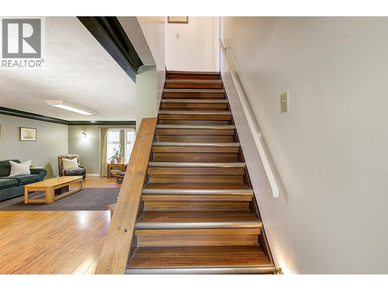 725 Fraser Road, Kelowna