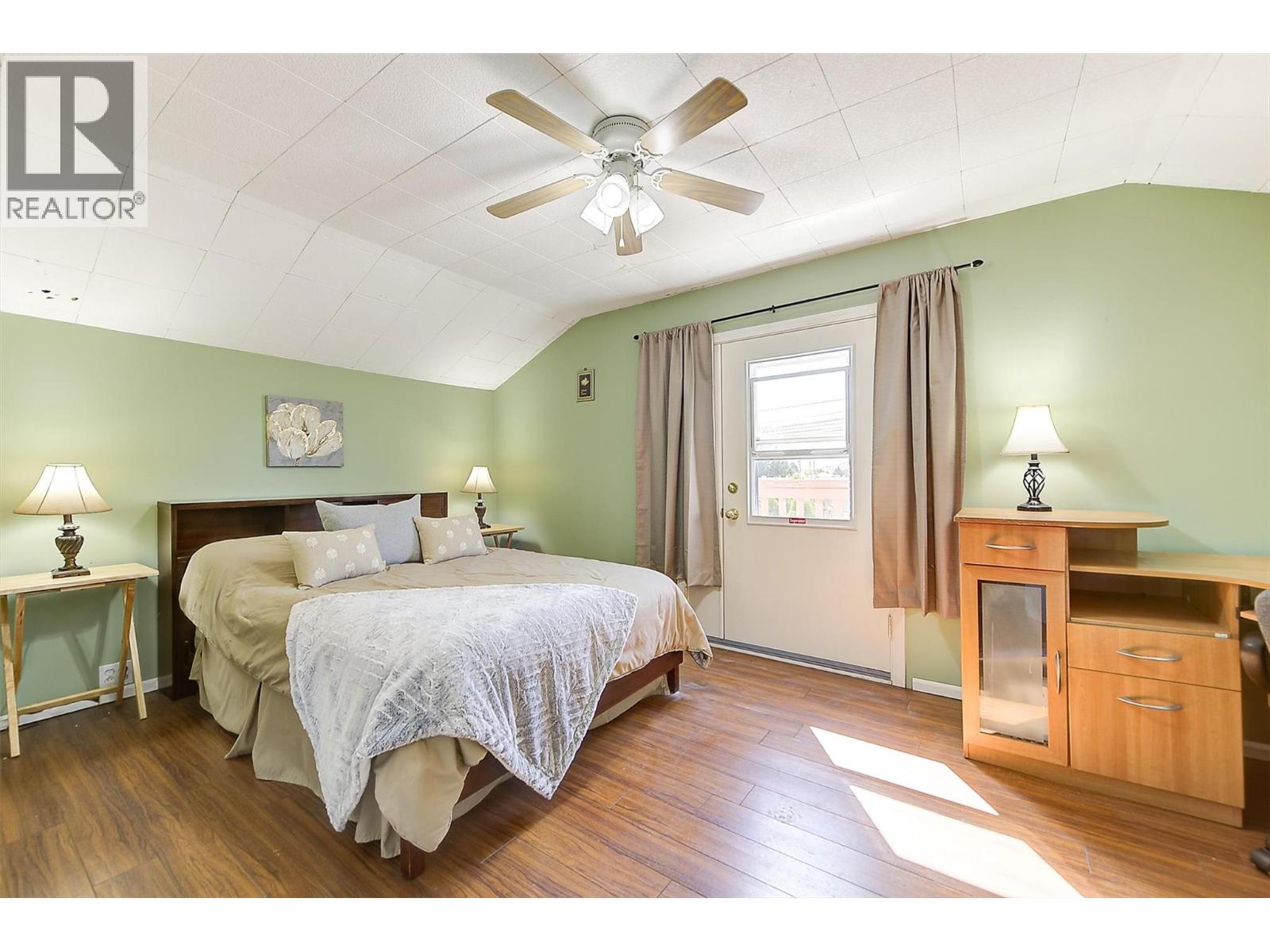725 Fraser Road - 28