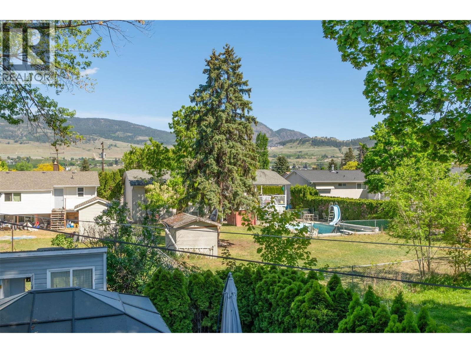725 Fraser Road, Kelowna