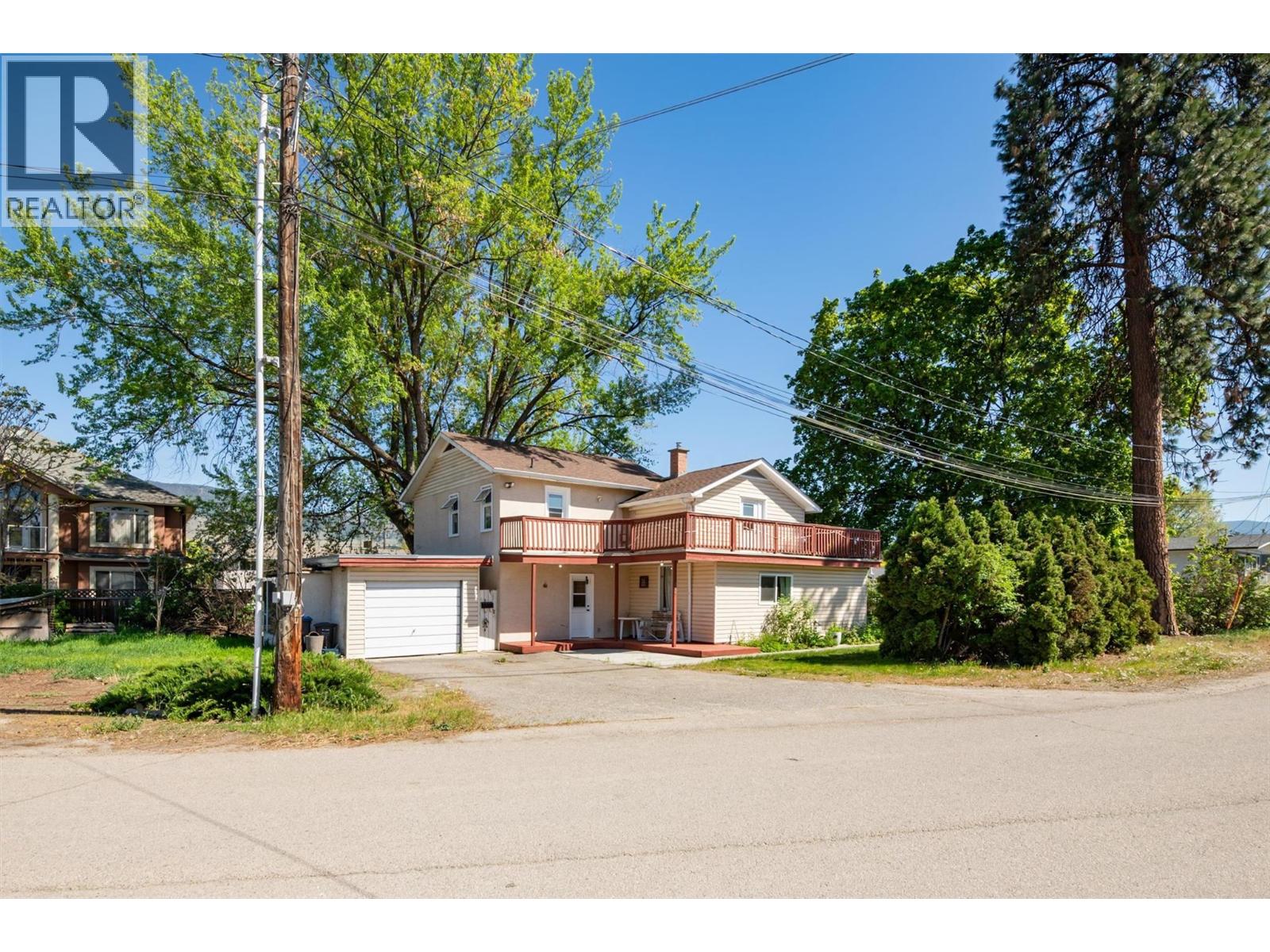 725 Fraser Road - 40