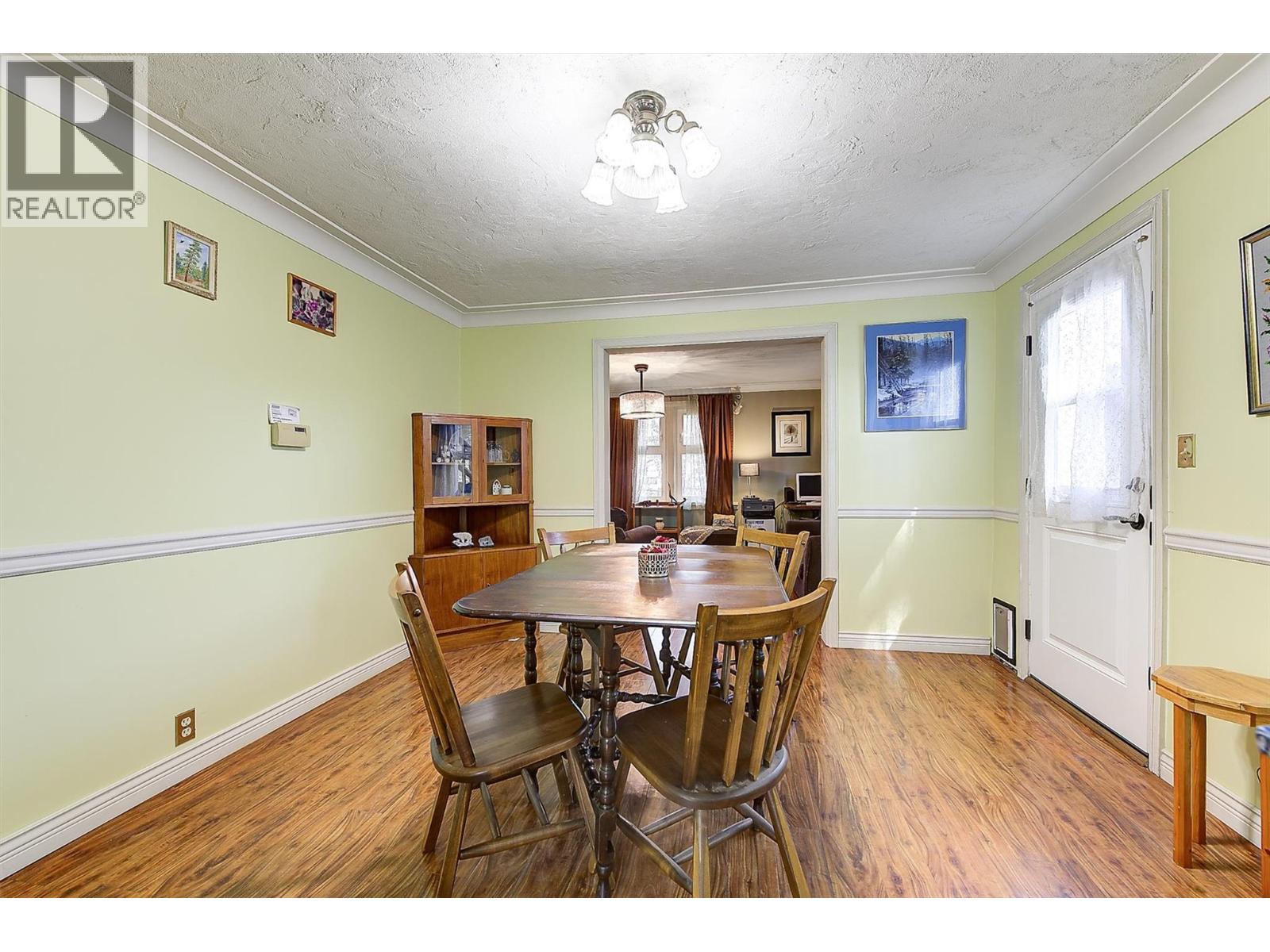 725 Fraser Road - 10