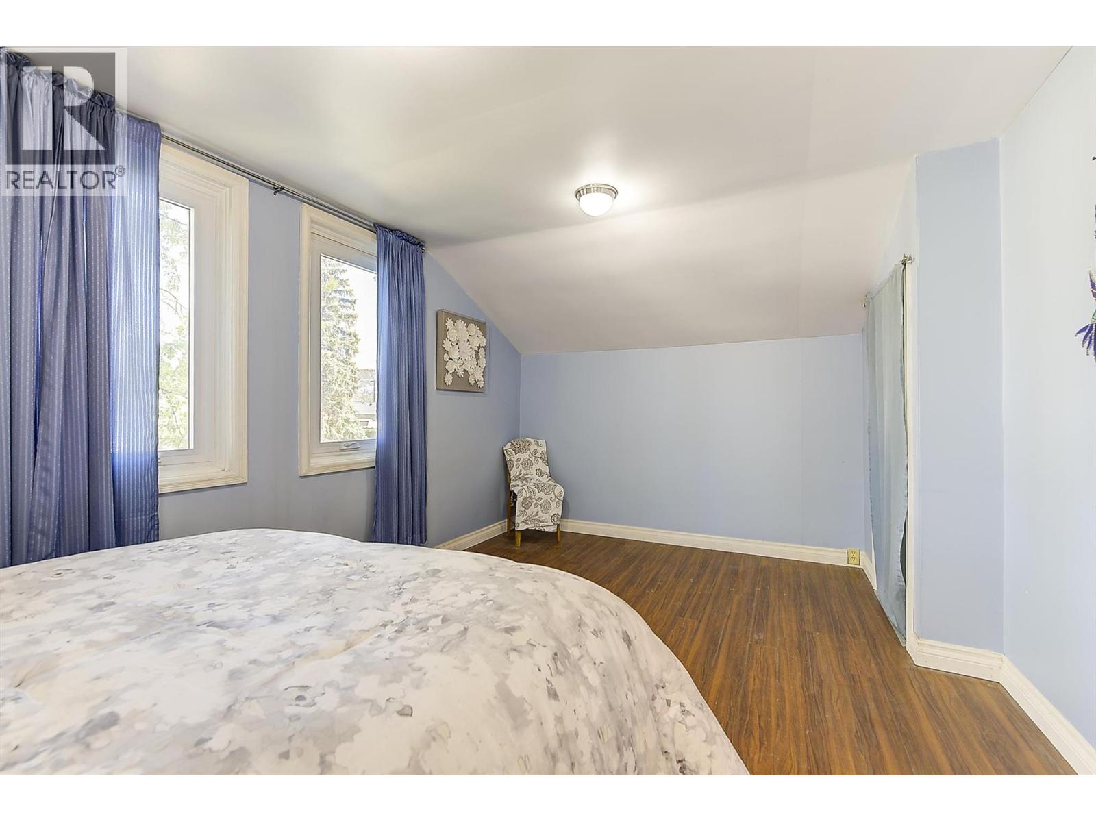 725 Fraser Road - 35