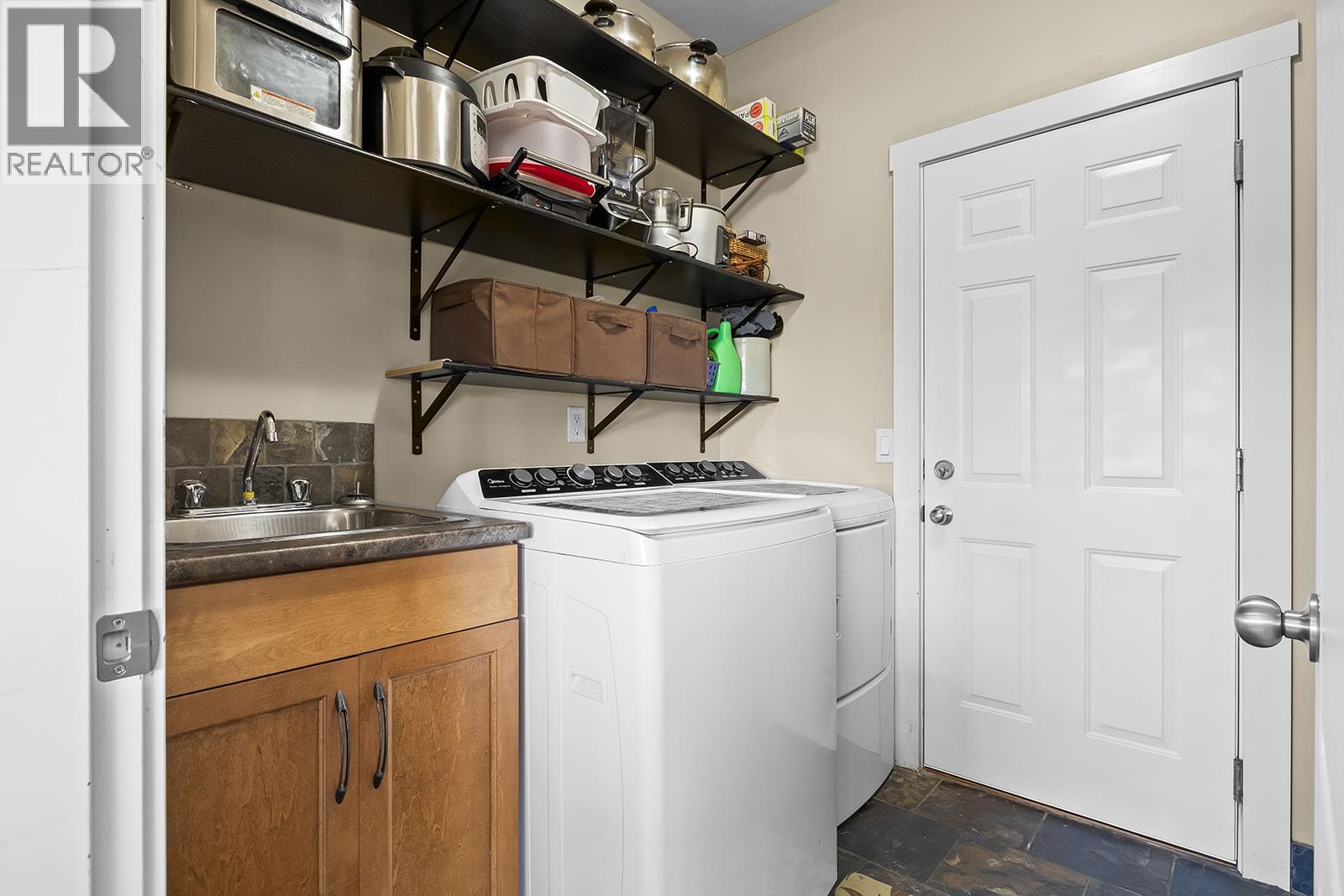 10290 Teresa Road, Lake Country