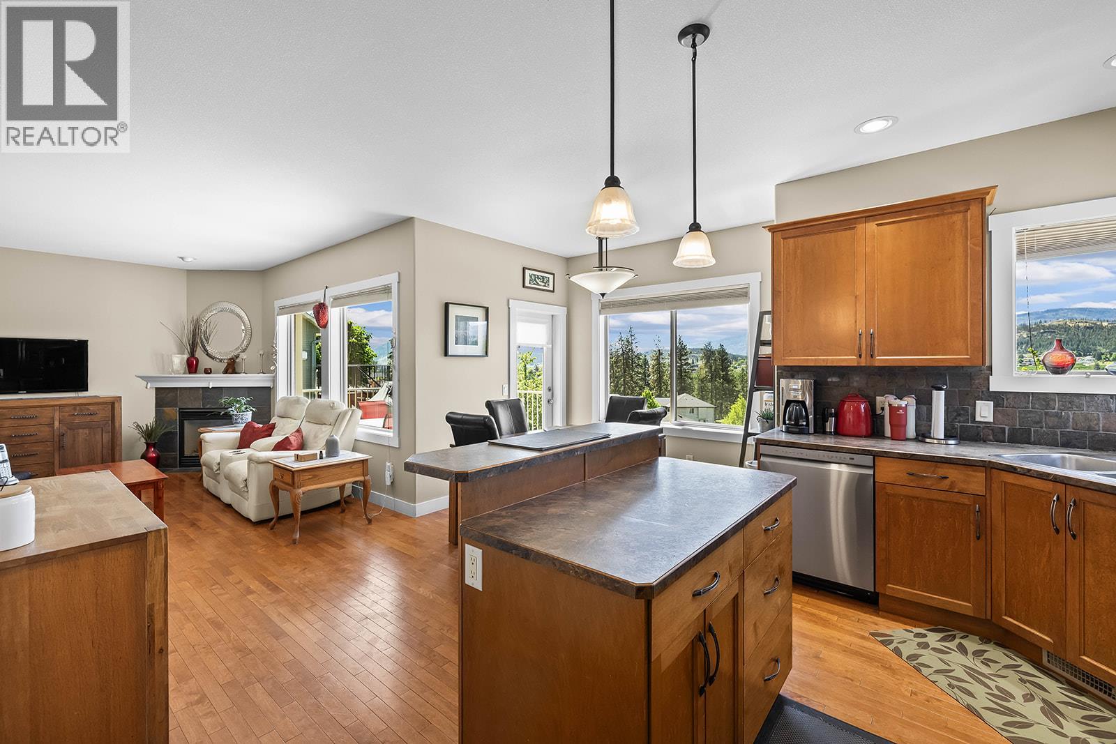 10290 Teresa Road, Lake Country