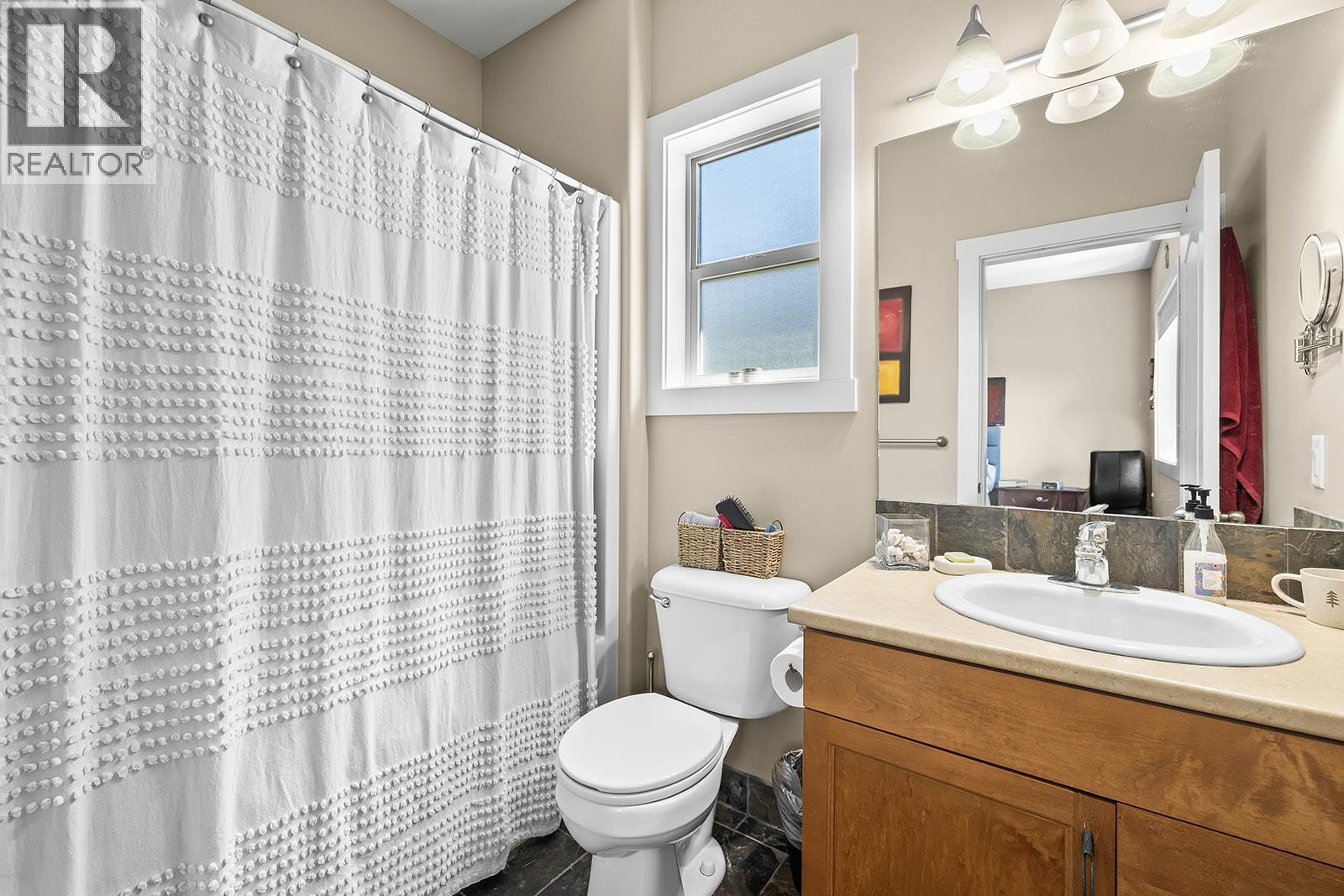 10290 Teresa Road, Lake Country