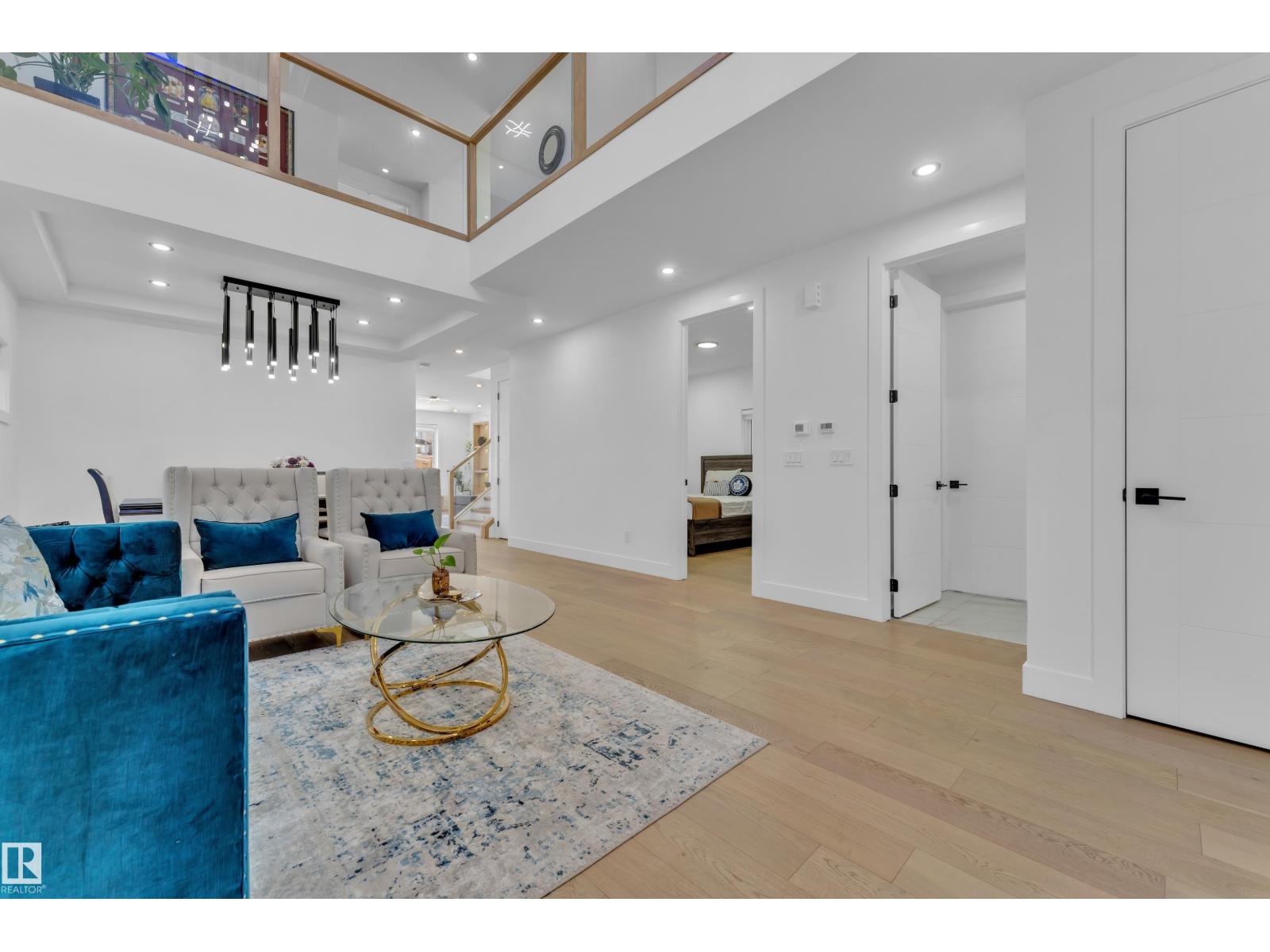 1755 18 ST NW - 6