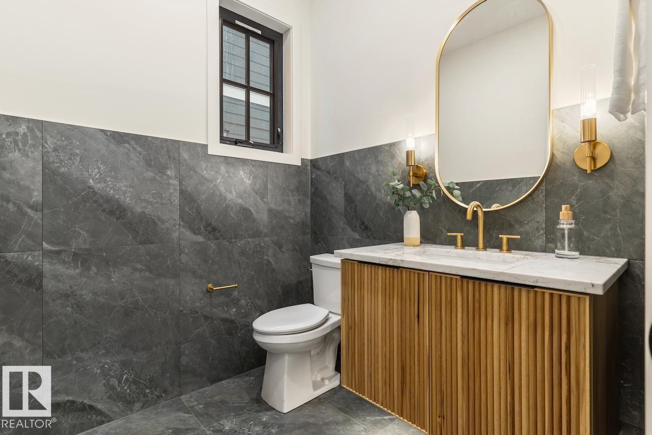 10519 138 ST NW - 26