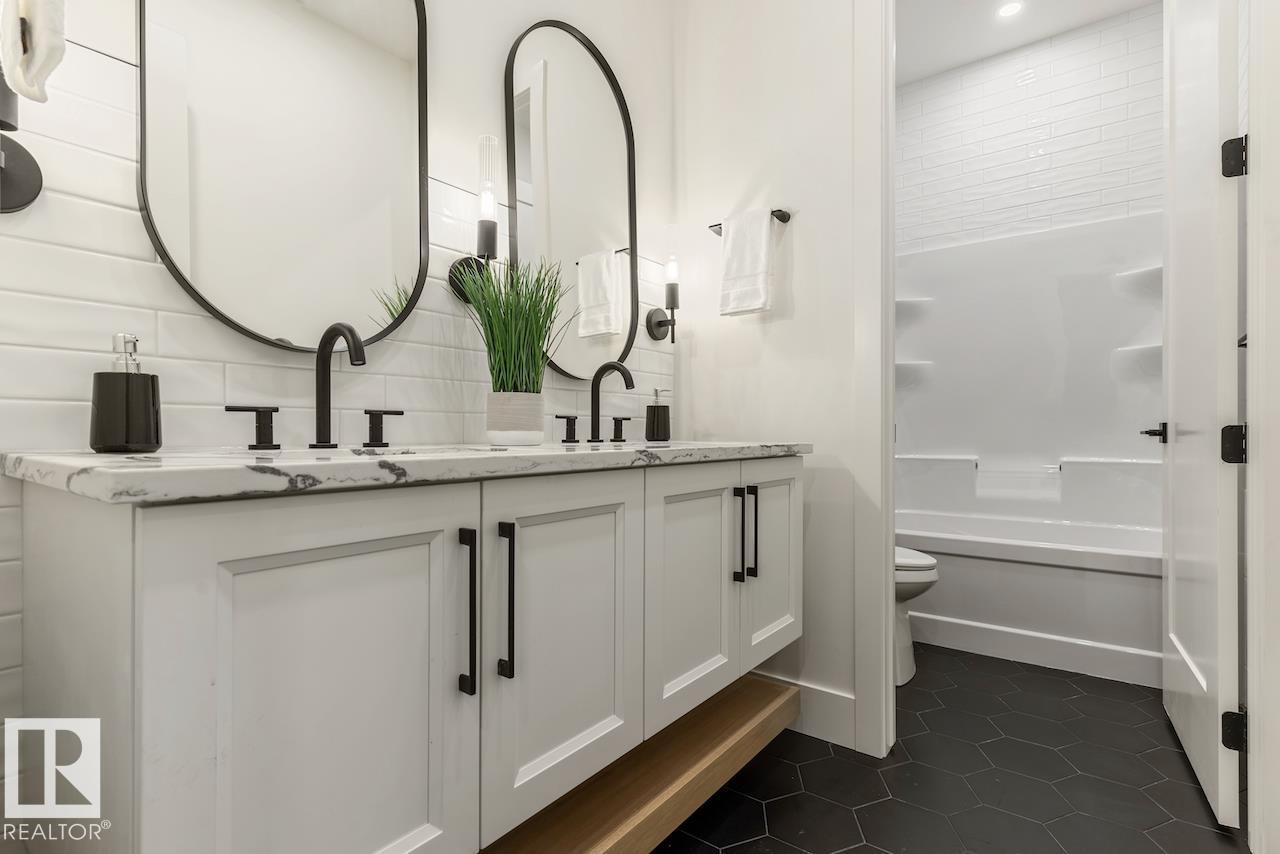 10519 138 ST NW - 61