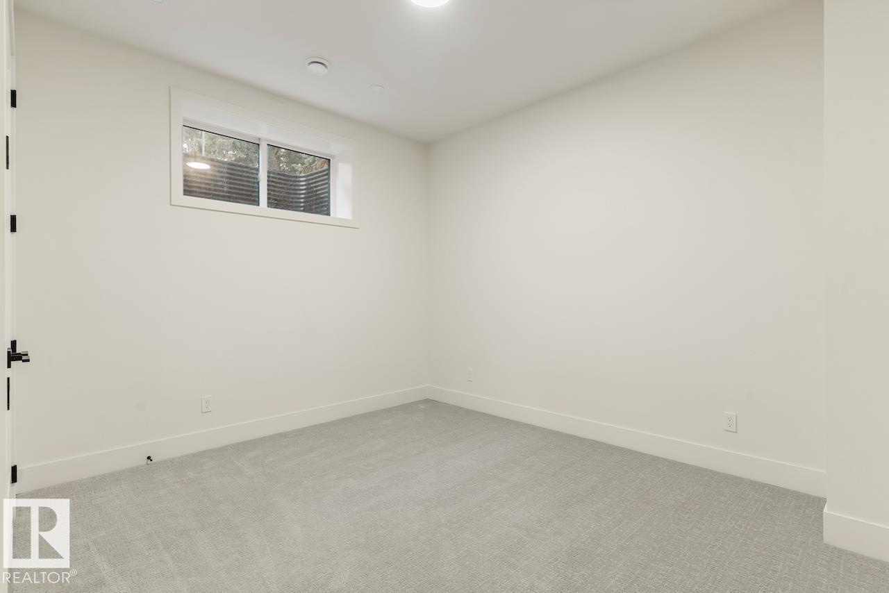 10519 138 ST NW - 62