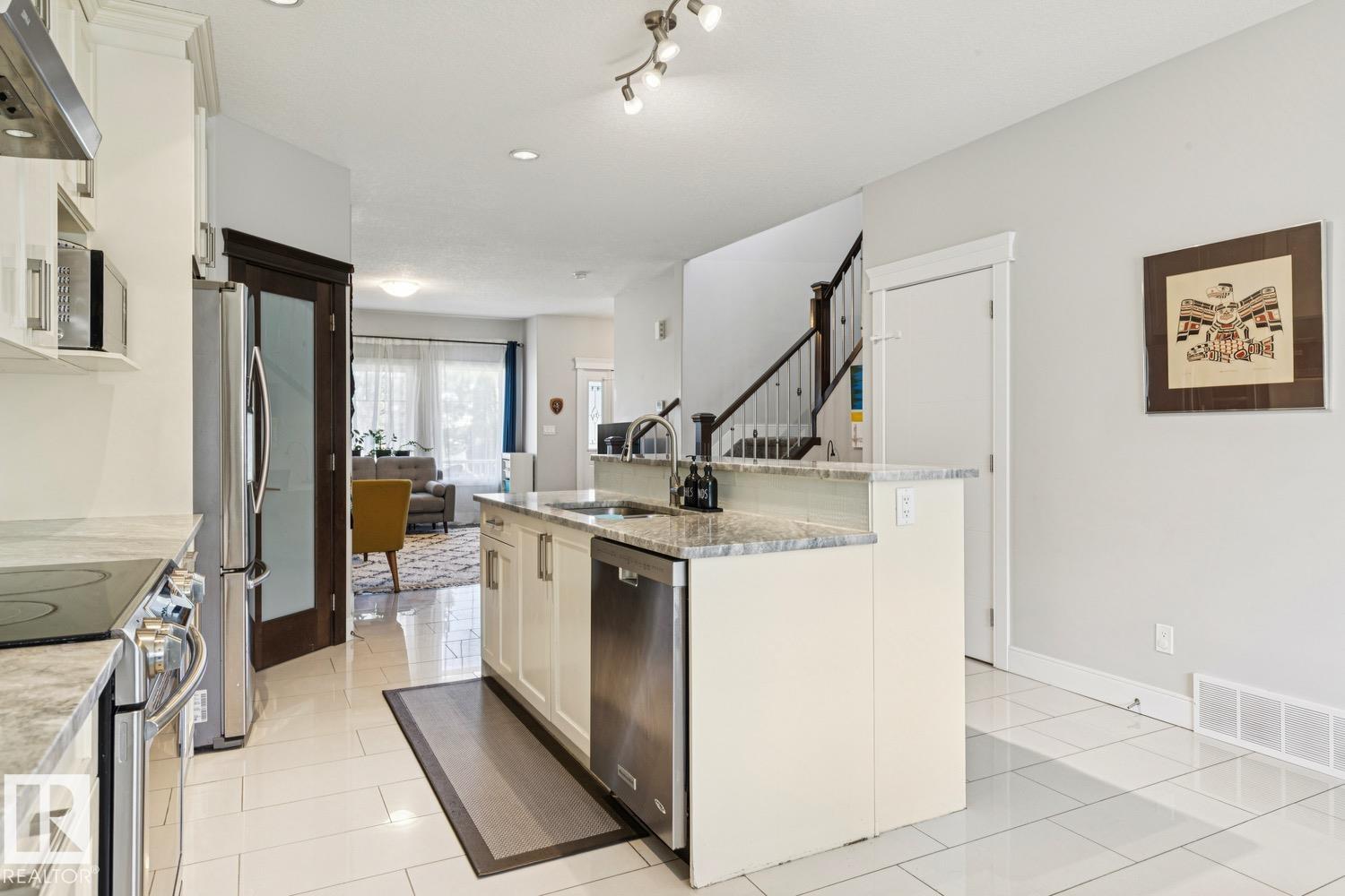 9919 79 ST NW - 12