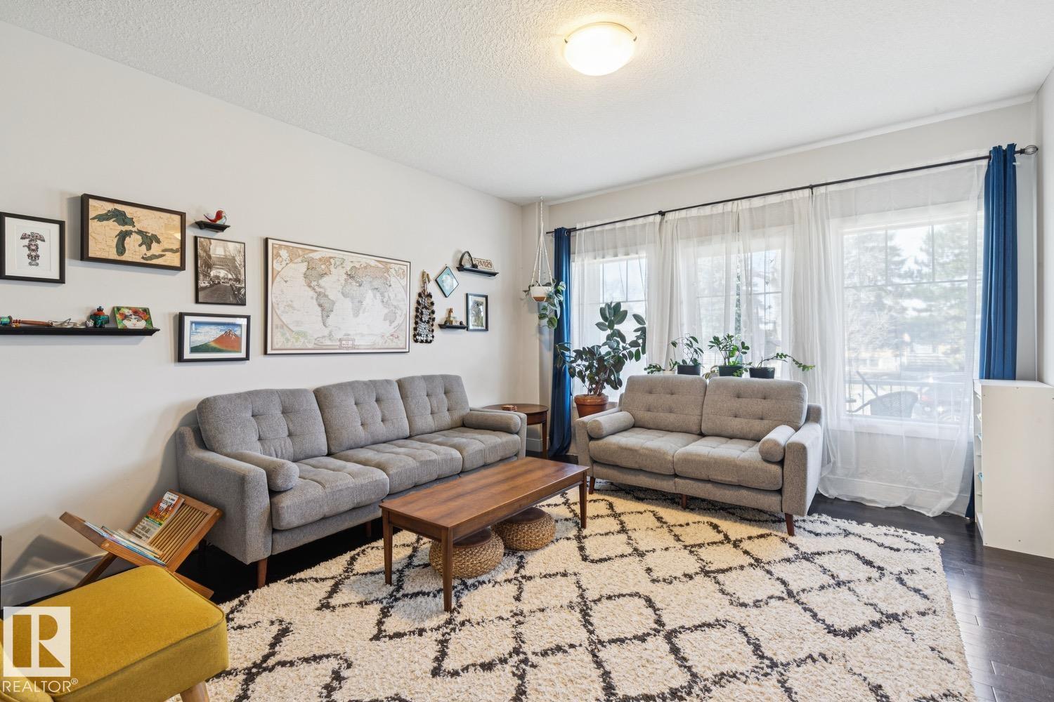 9919 79 ST NW - 4