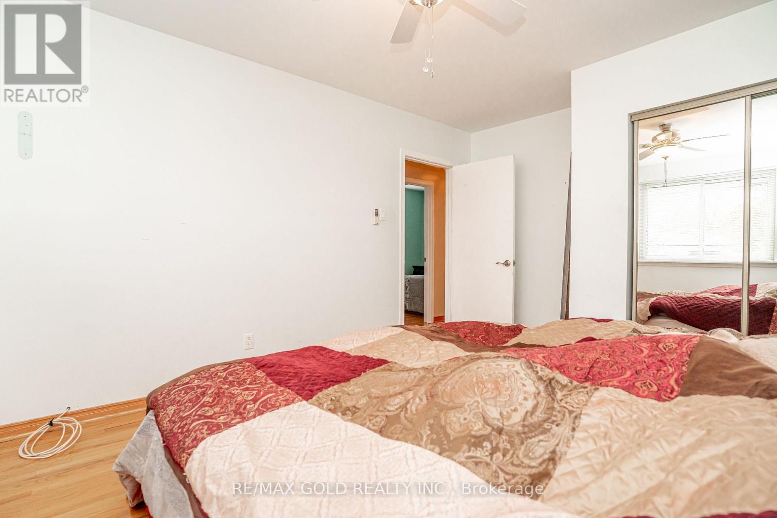 21 ABERDEEN CRESCENT - 22
