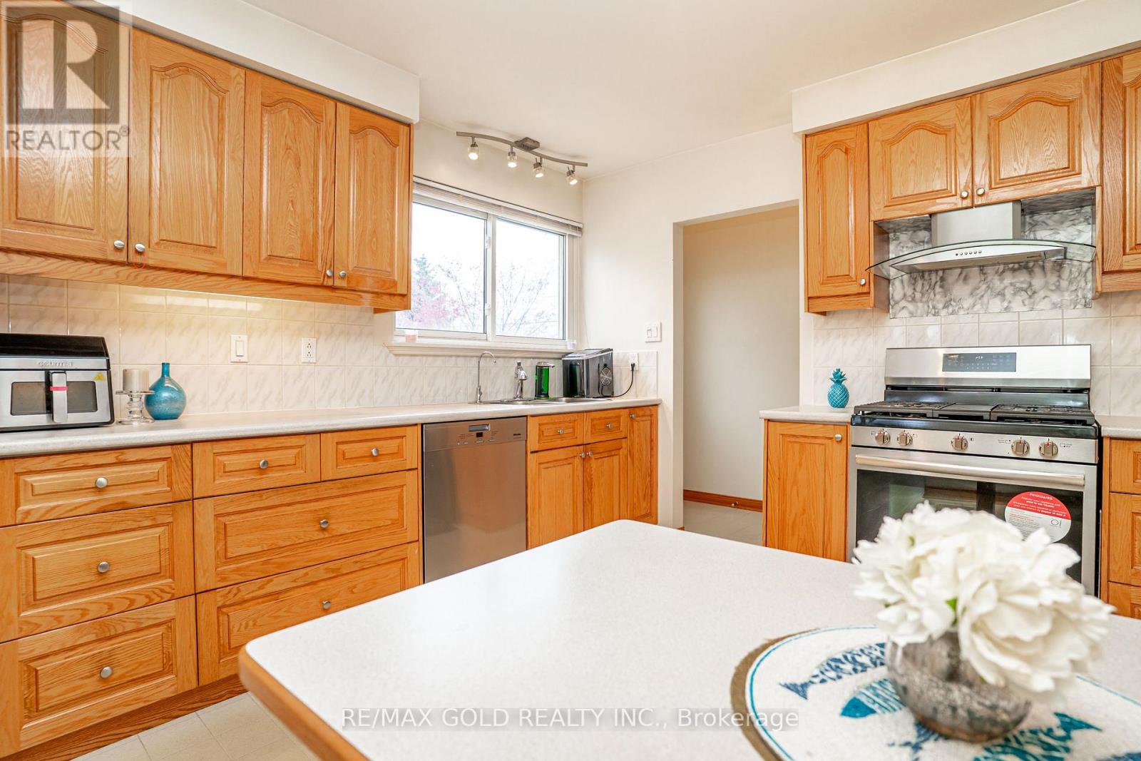 21 ABERDEEN CRESCENT - 16