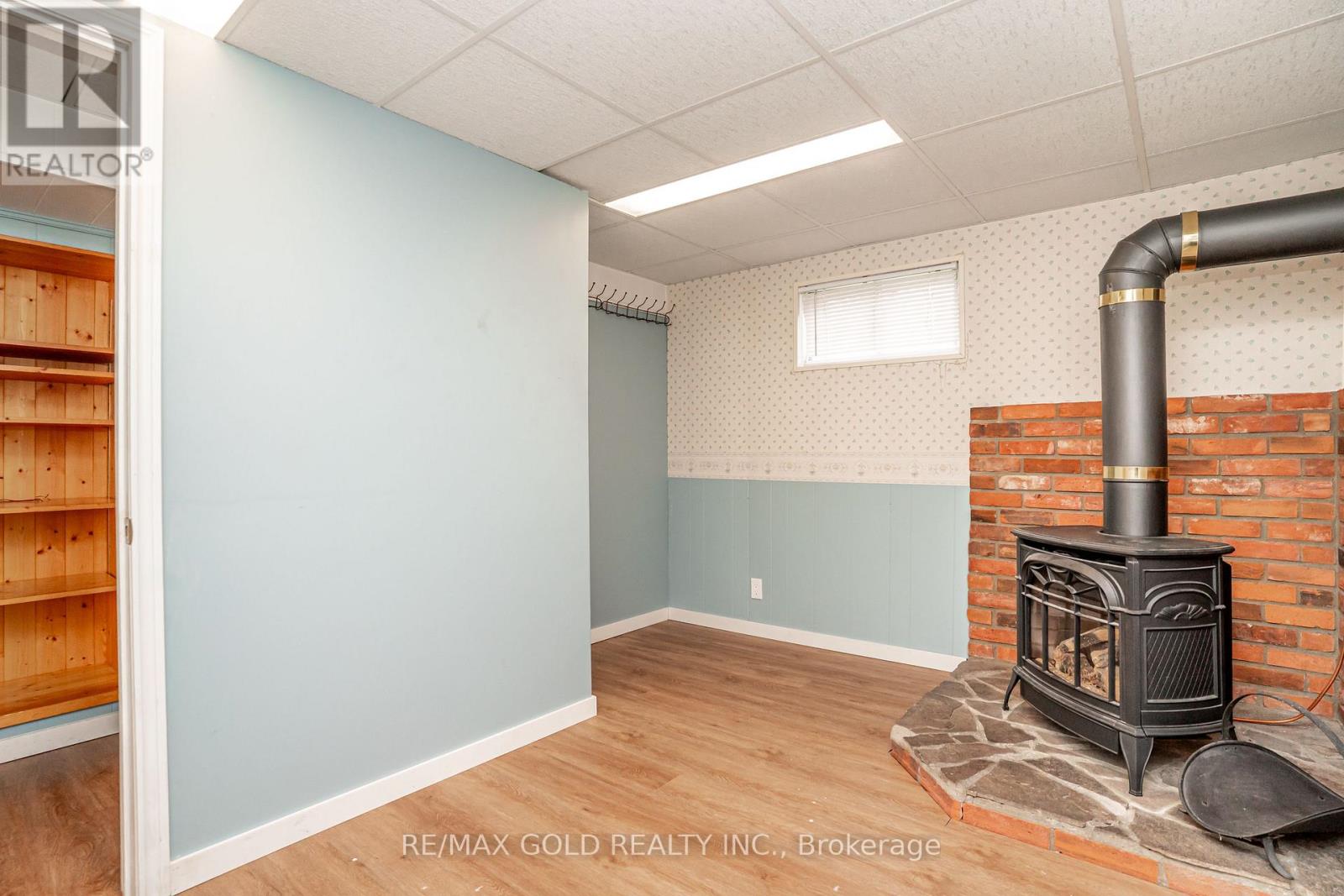 21 ABERDEEN CRESCENT - 34