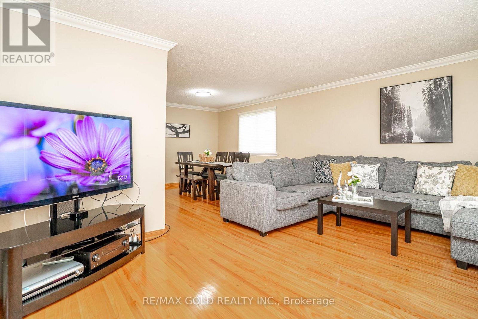 21 ABERDEEN CRESCENT - 8