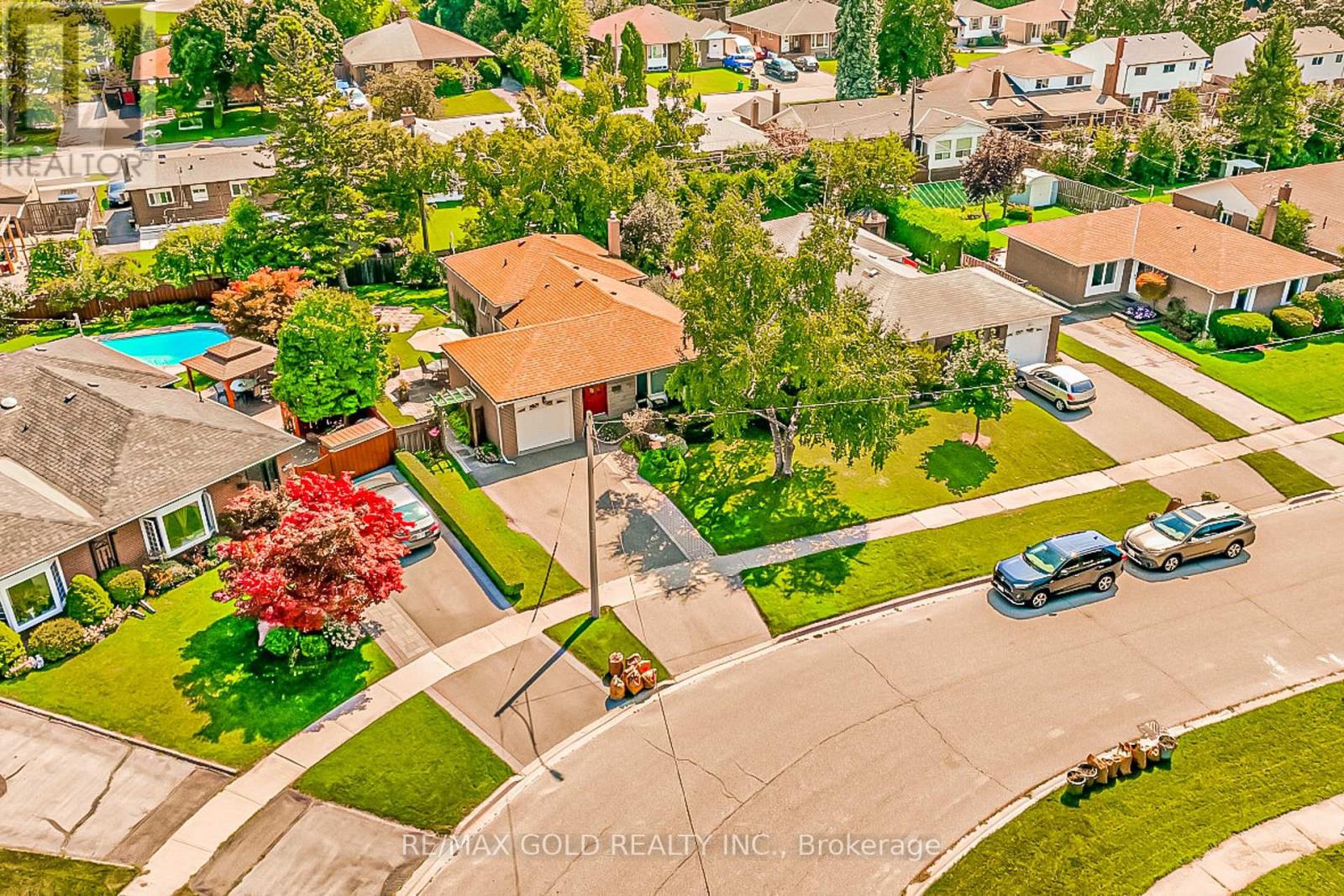 21 ABERDEEN CRESCENT - 43