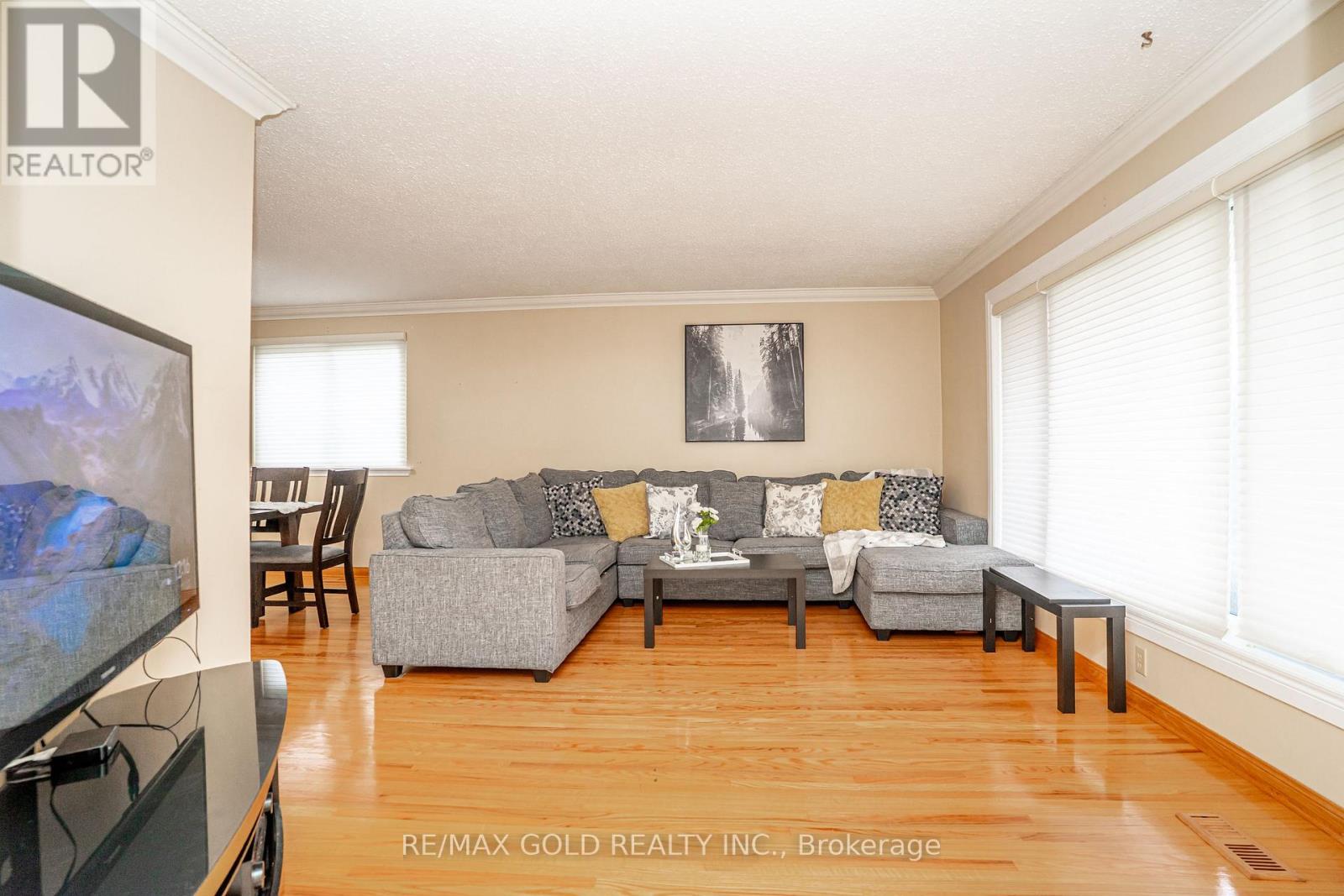 21 ABERDEEN CRESCENT - 9