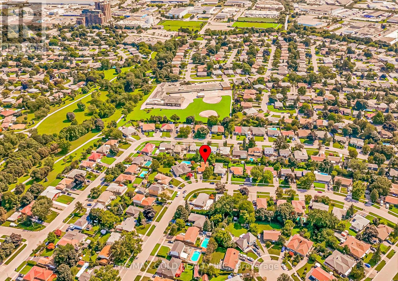 21 ABERDEEN CRESCENT - 44