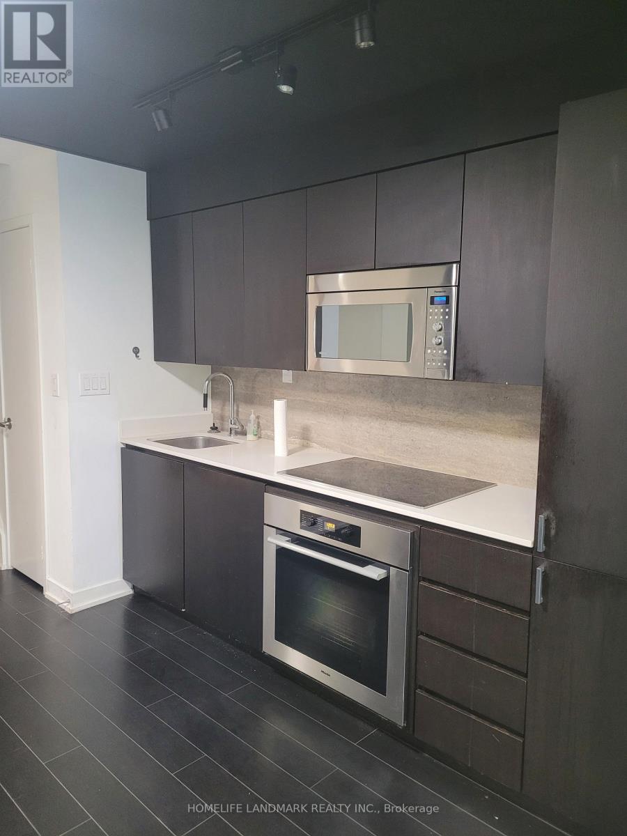#G17 26 CAPREOL COURT - 7