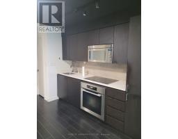 Den - G17 - 26 Capreol Court, Toronto, ON M5V4A3 Photo 7