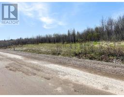 73 Clear Lake Road N, Kapuskasing, ON P5N2X7 Photo 7