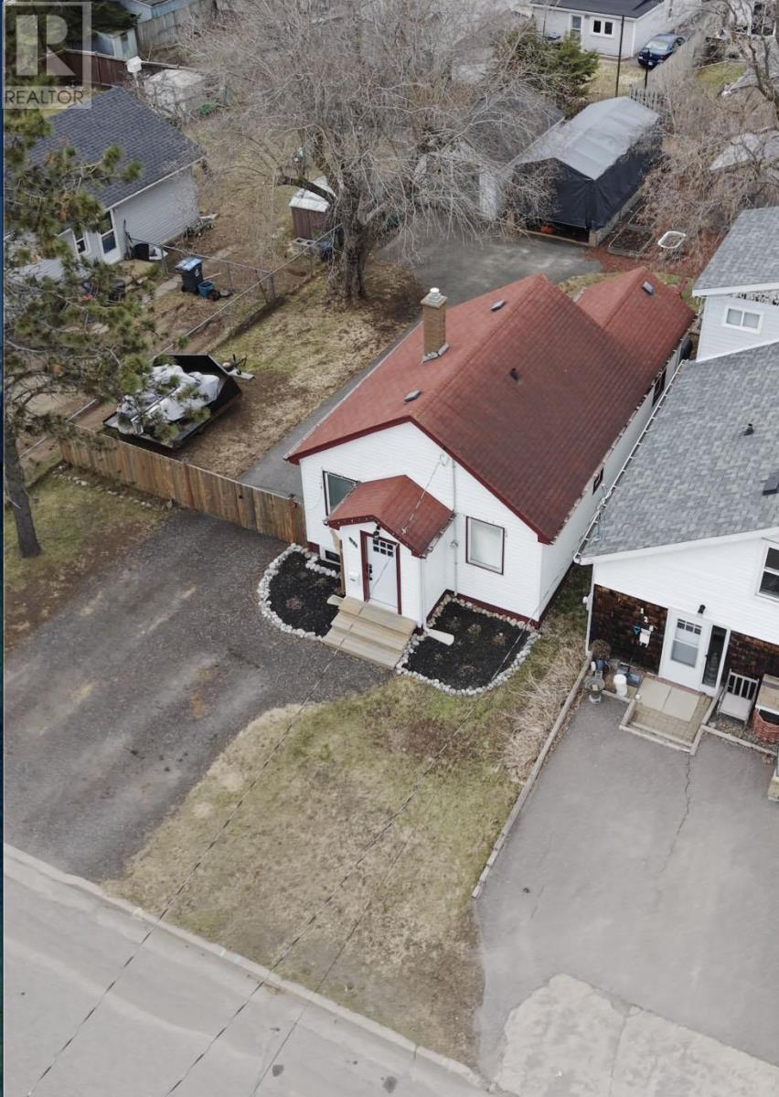 130 Rockwood AVE S, Thunder Bay, Ontario, P7B4K2 — Photo 17