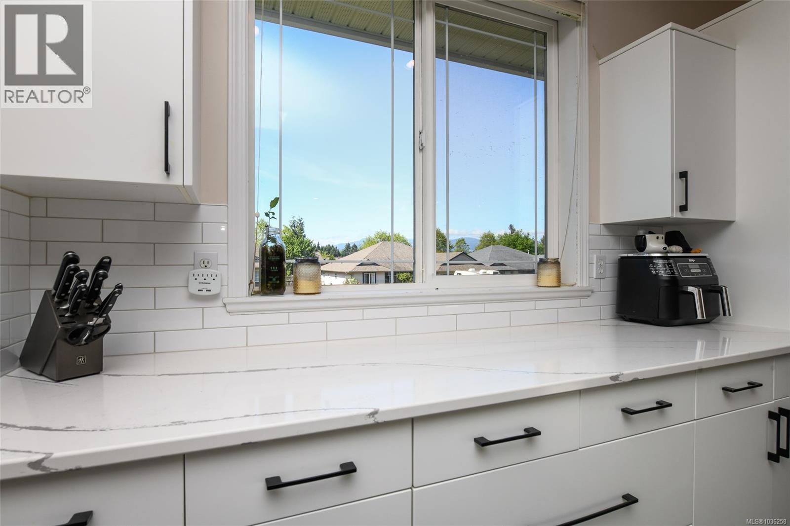 2133 Perth Pl - 11